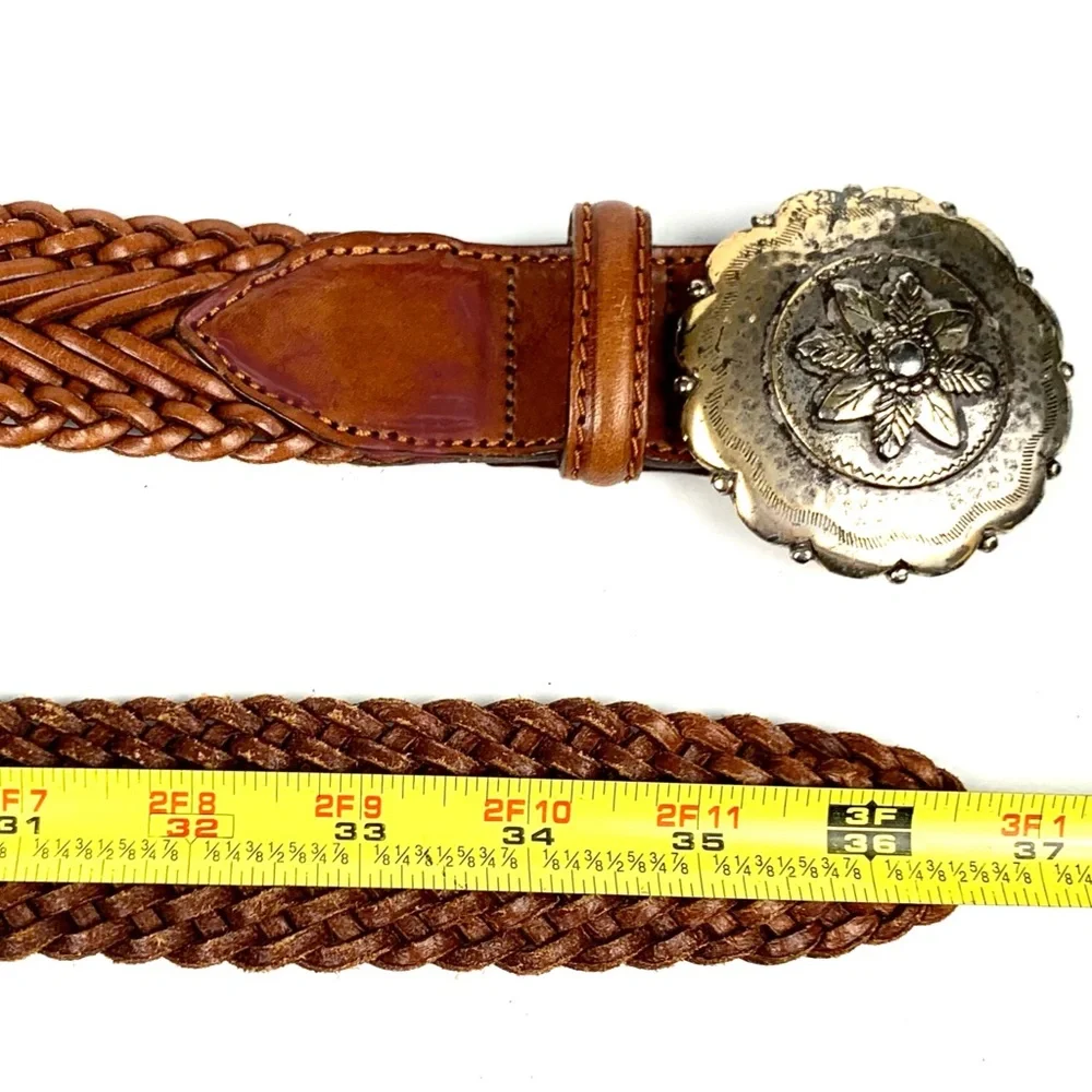 Womans 1.5” Braided Leather Belt With Silver Concho Buckle Size M
